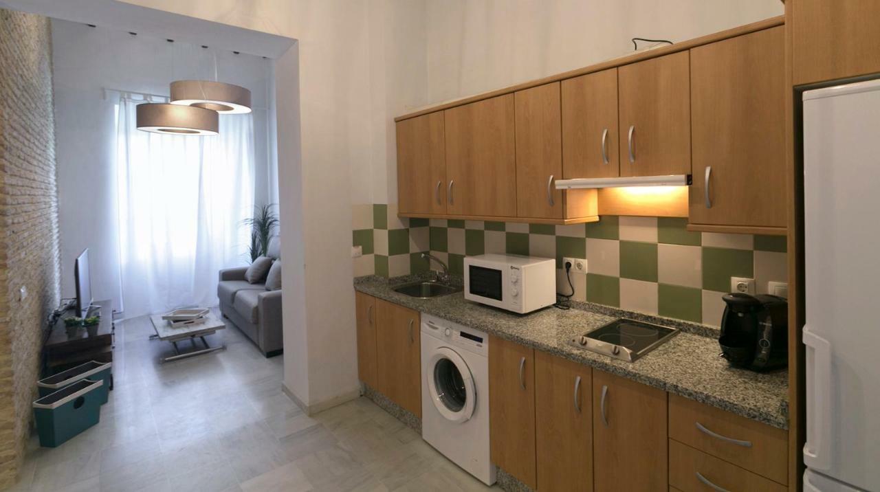 Alojamiento En Sevilla-Triana Εξωτερικό φωτογραφία
